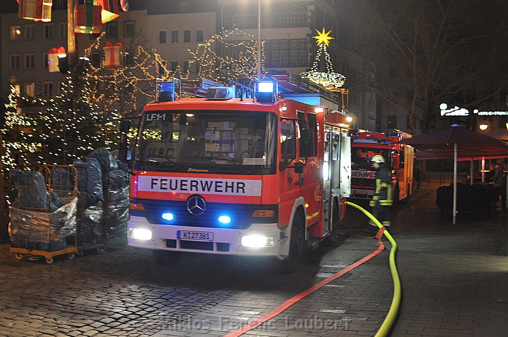 Feuer Koeln Alstadt Heumarkt P03.JPG